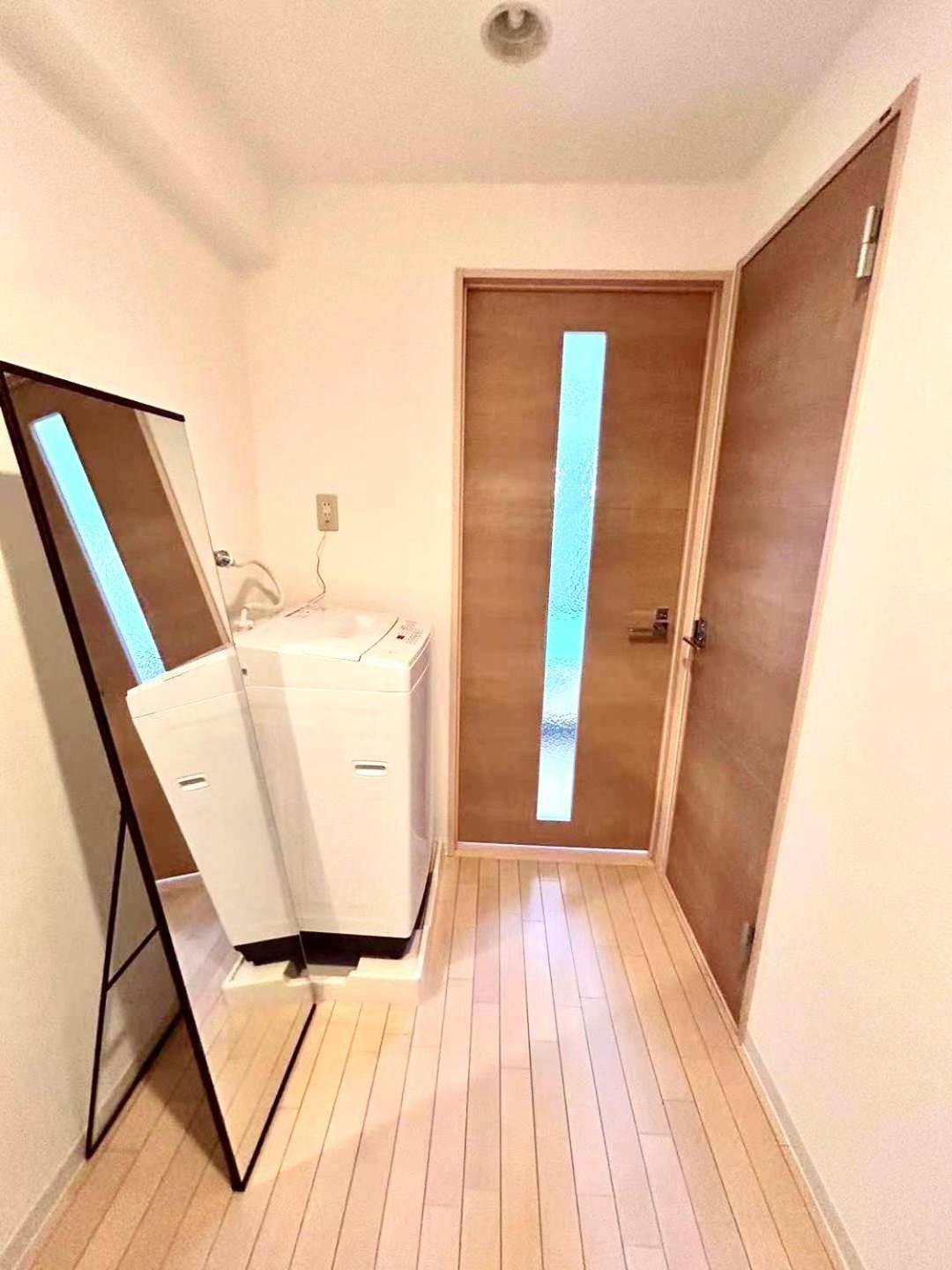 I Urban Nook 舒适双床房 关西机场直达 步行3分钟可到天下茶屋站 * Osaka